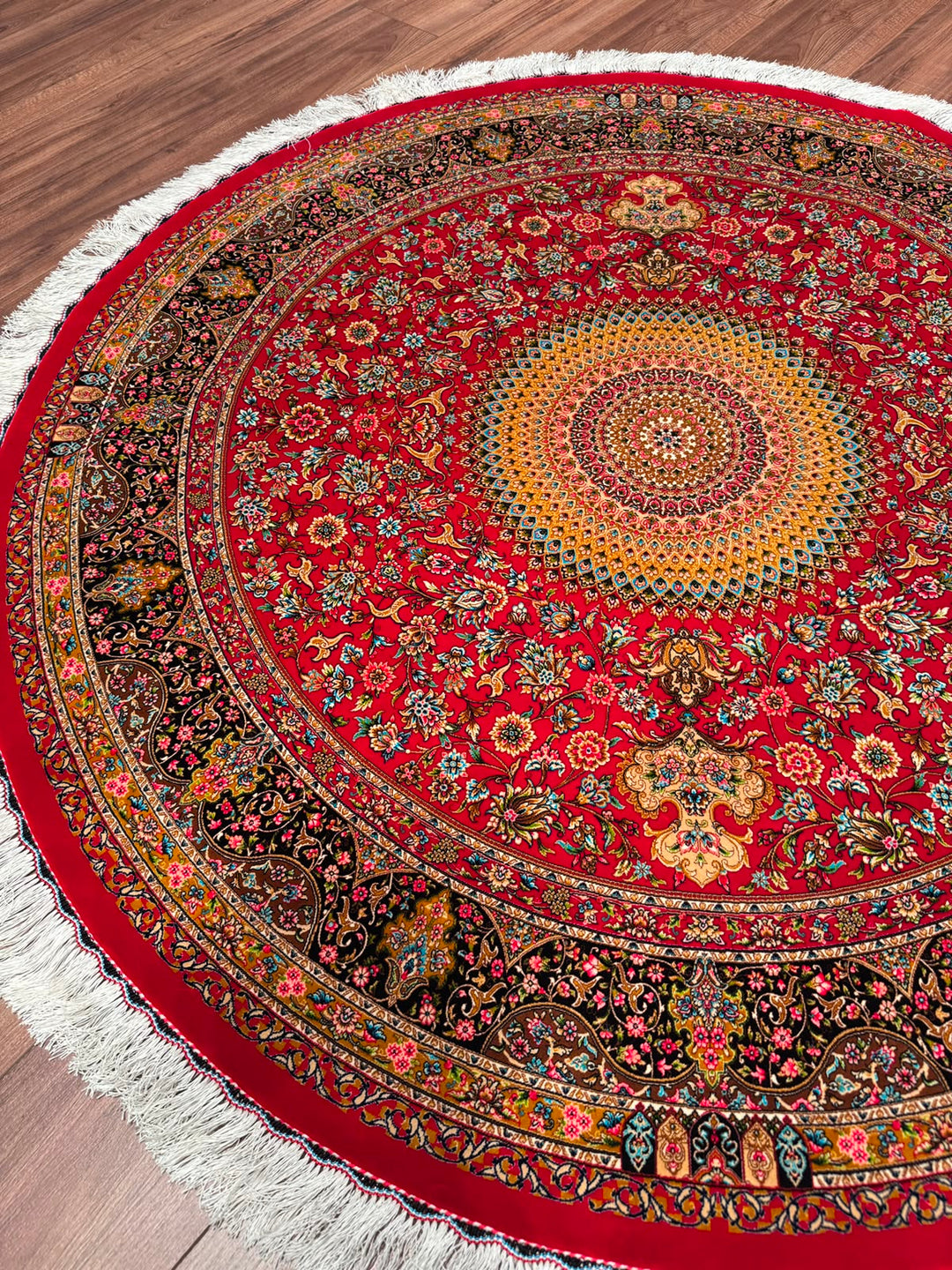 İran Kubbe Kırmızı Modal İpeği Halı 150x150 2.25 Metrekare - 5x5 ft