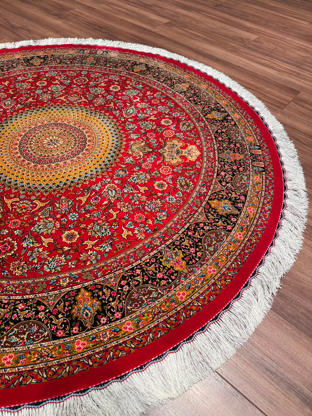 İran Kubbe Kırmızı Modal İpeği Halı 150x150 2.25 Metrekare - 5x5 ft