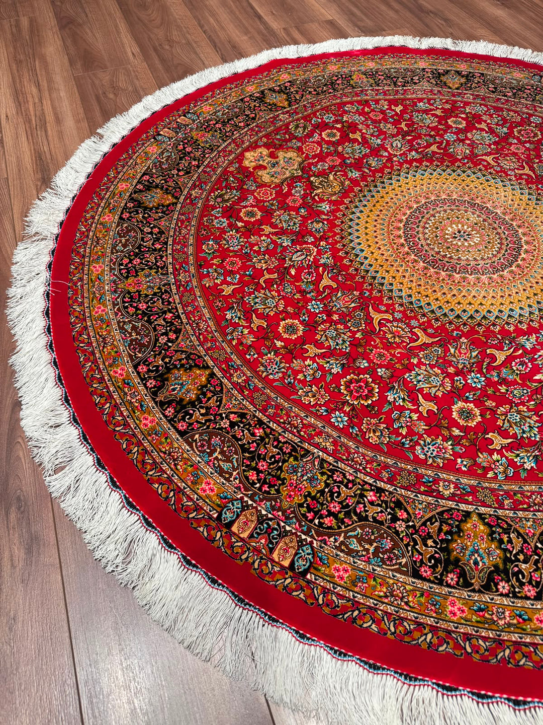 İran Kubbe Kırmızı Modal İpeği Halı 150x150 2.25 Metrekare - 5x5 ft