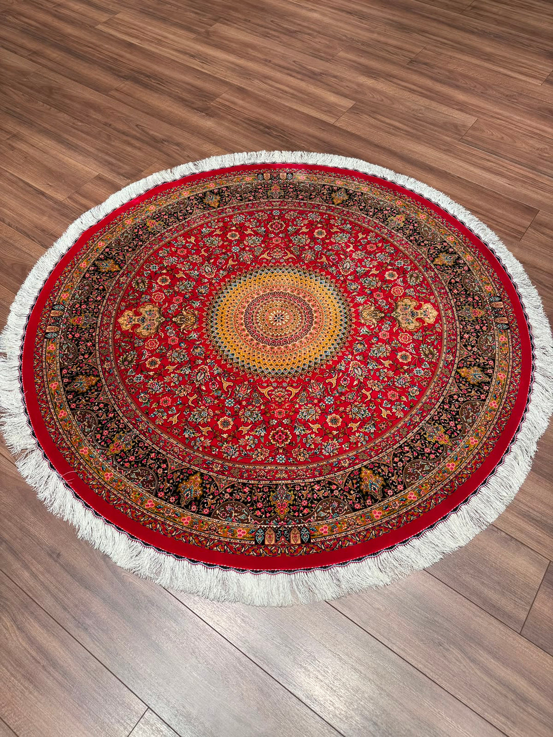 İran Kubbe Kırmızı Modal İpeği Halı 150x150 2.25 Metrekare - 5x5 ft