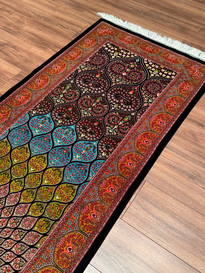 İran Gümbed Multi Modal İpeği Halı 0.80x300 2.4 Metrekare - 3x10 ft