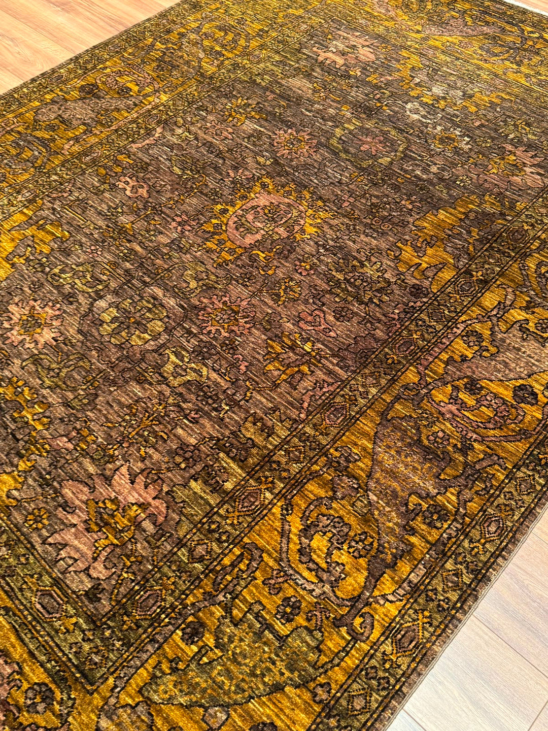 Selçuklu Orijinal El Dokuması Kahverengi Kök Boya Yün Halı 186x266 4.95 Metrekare - 7x10 ft