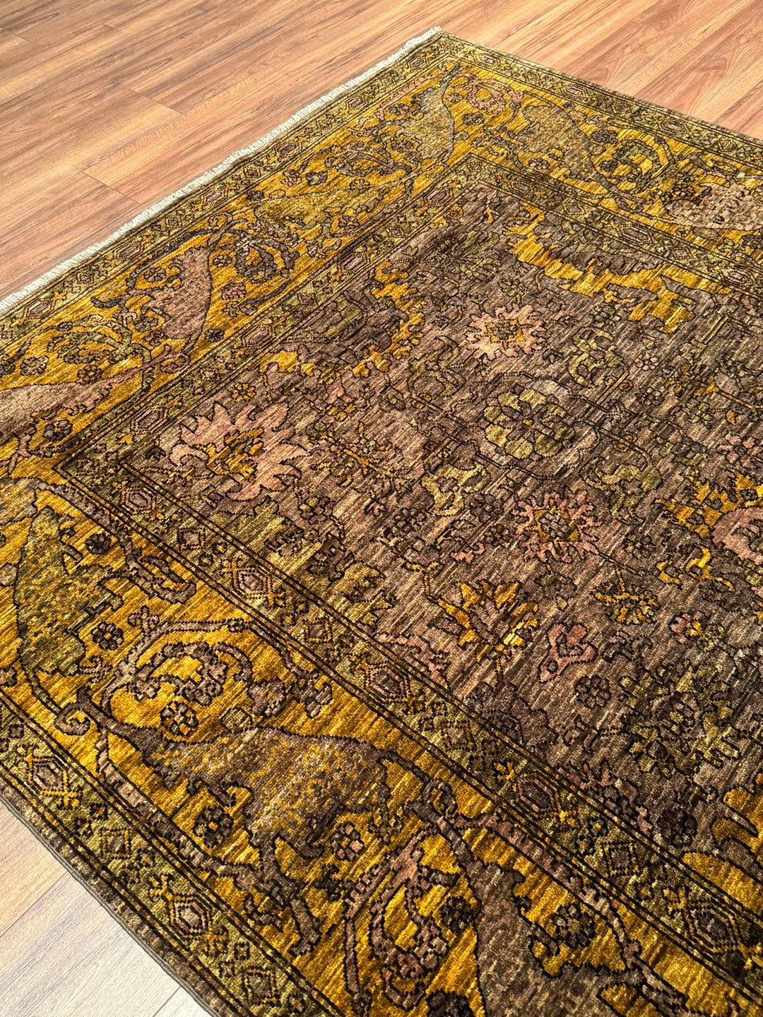 Selçuklu Orijinal El Dokuması Kahverengi Kök Boya Yün Halı 186x266 4.95 Metrekare - 7x10 ft