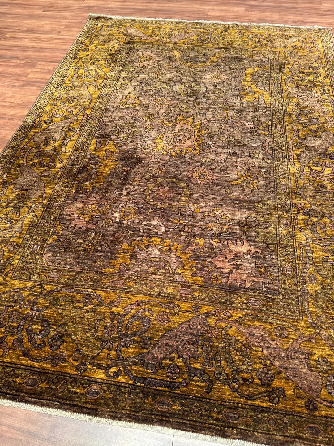 Selçuklu Orijinal El Dokuması Kahverengi Kök Boya Yün Halı 186x266 4.95 Metrekare - 7x10 ft