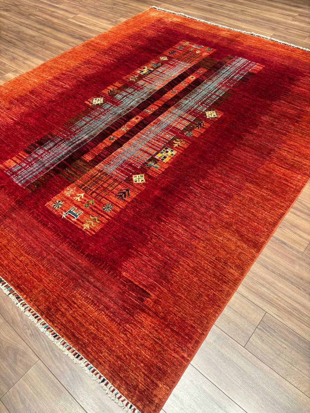 Khorjin Orijinal El Dokuması Kırmızı Kök Boya Yün Halı 247x299 7.39 Metrekare - 7x10 ft
