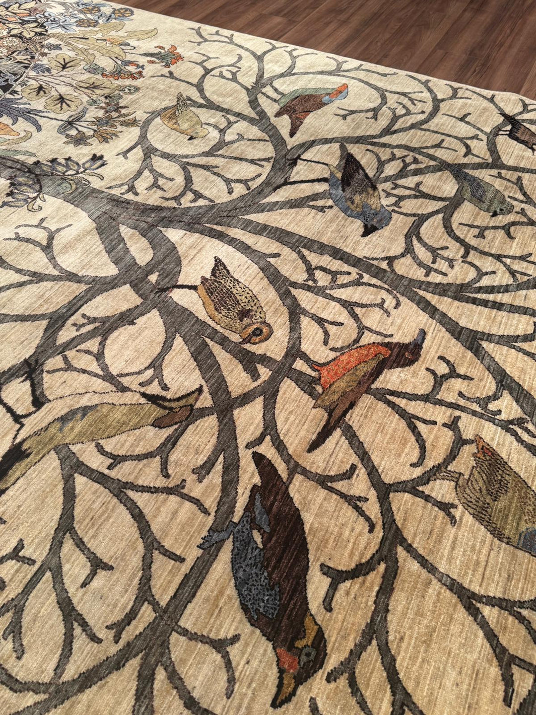 Kuşlu Ağaç Orijinal El Dokuması Krem Kök Boya Yün Halı 245x298 7.30 Metrekare - 7x10 ft