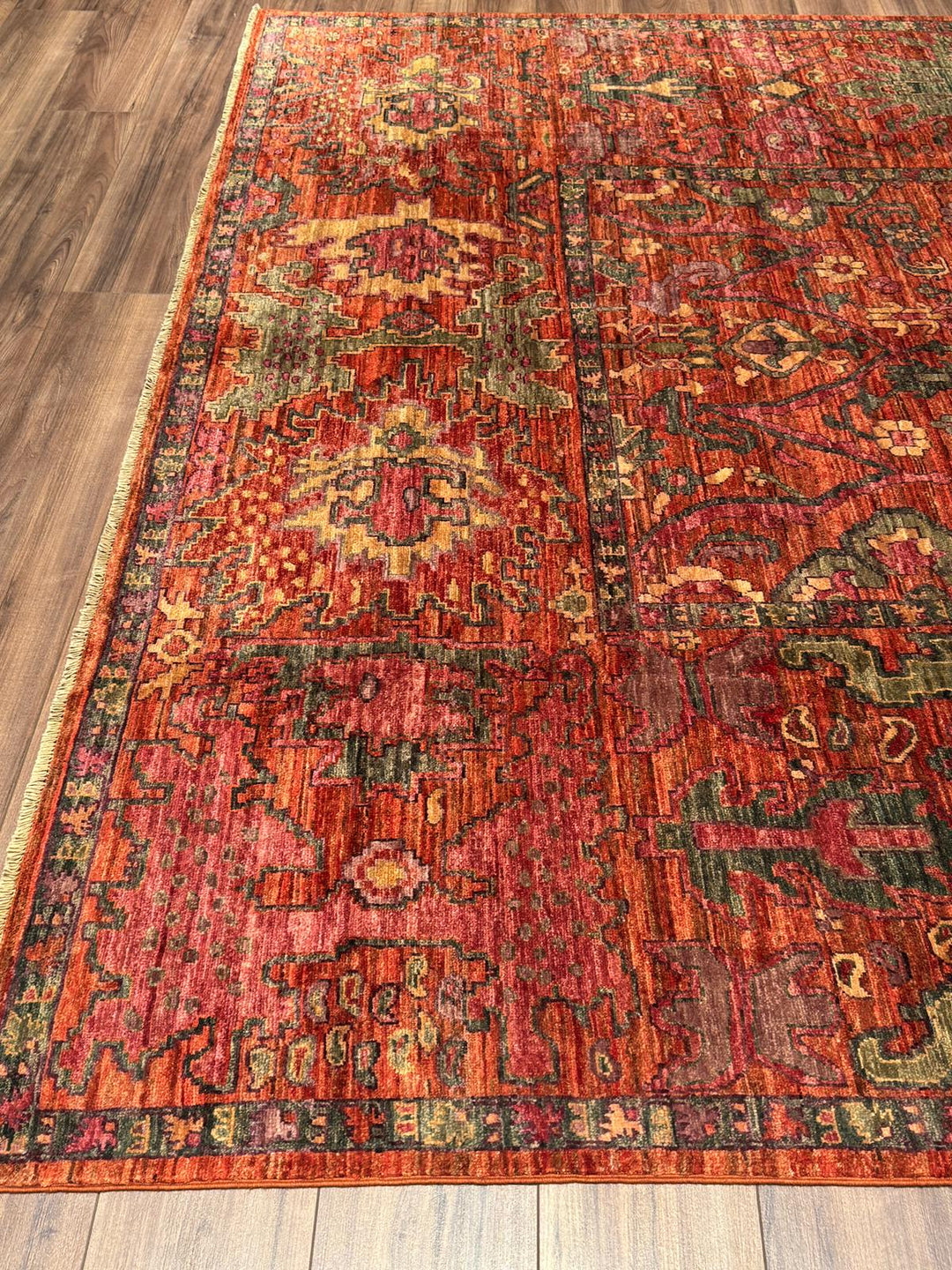 Selçuklu Orijinal El Dokuması Turuncu Kök Boya Yün Halı 247x298 7.36 Metrekare - 7x10 ft