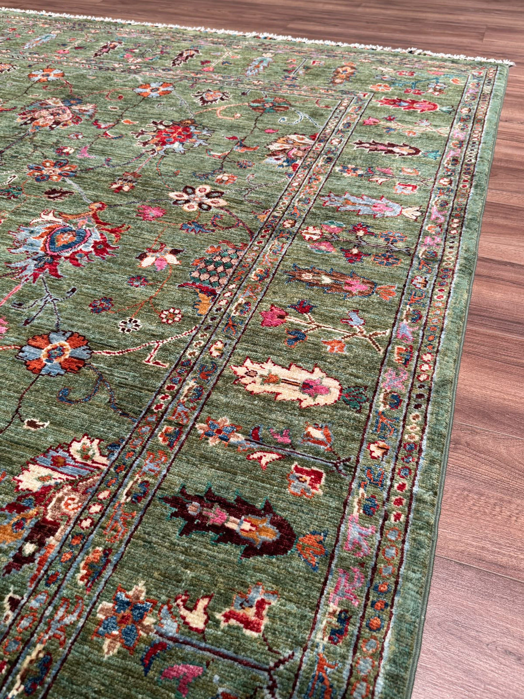 Sultani Binbirgece Orijinal El Dokuması Yeşil Kök Boya Yün Halı 206x308 6.34 Metrekare - 7x10 ft