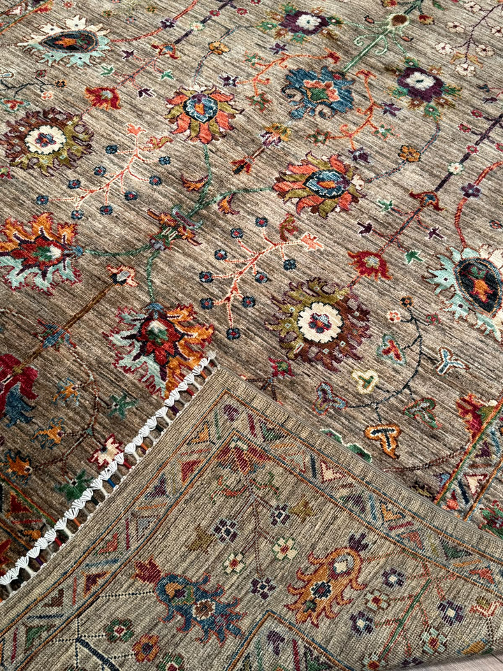 Sultani Çiçekli Orijinal El Dokuması Bej Kök Boya Yün Halı 202x306 6.18 Metrekare - 7x10 ft