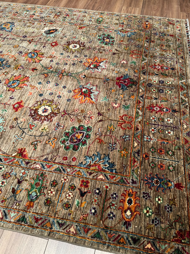 Sultani Çiçekli Orijinal El Dokuması Bej Kök Boya Yün Halı 202x306 6.18 Metrekare - 7x10 ft