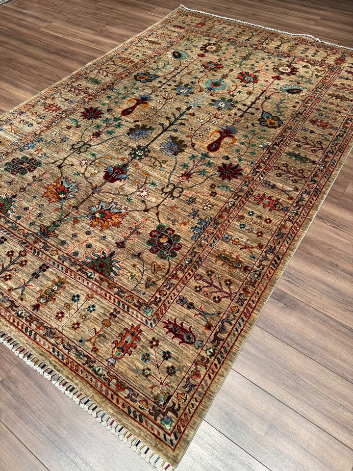 Sultani Çiçekli Orijinal El Dokuması Bej Kök Boya Yün Halı 195x294 5.73 Metrekare - 7x10 ft