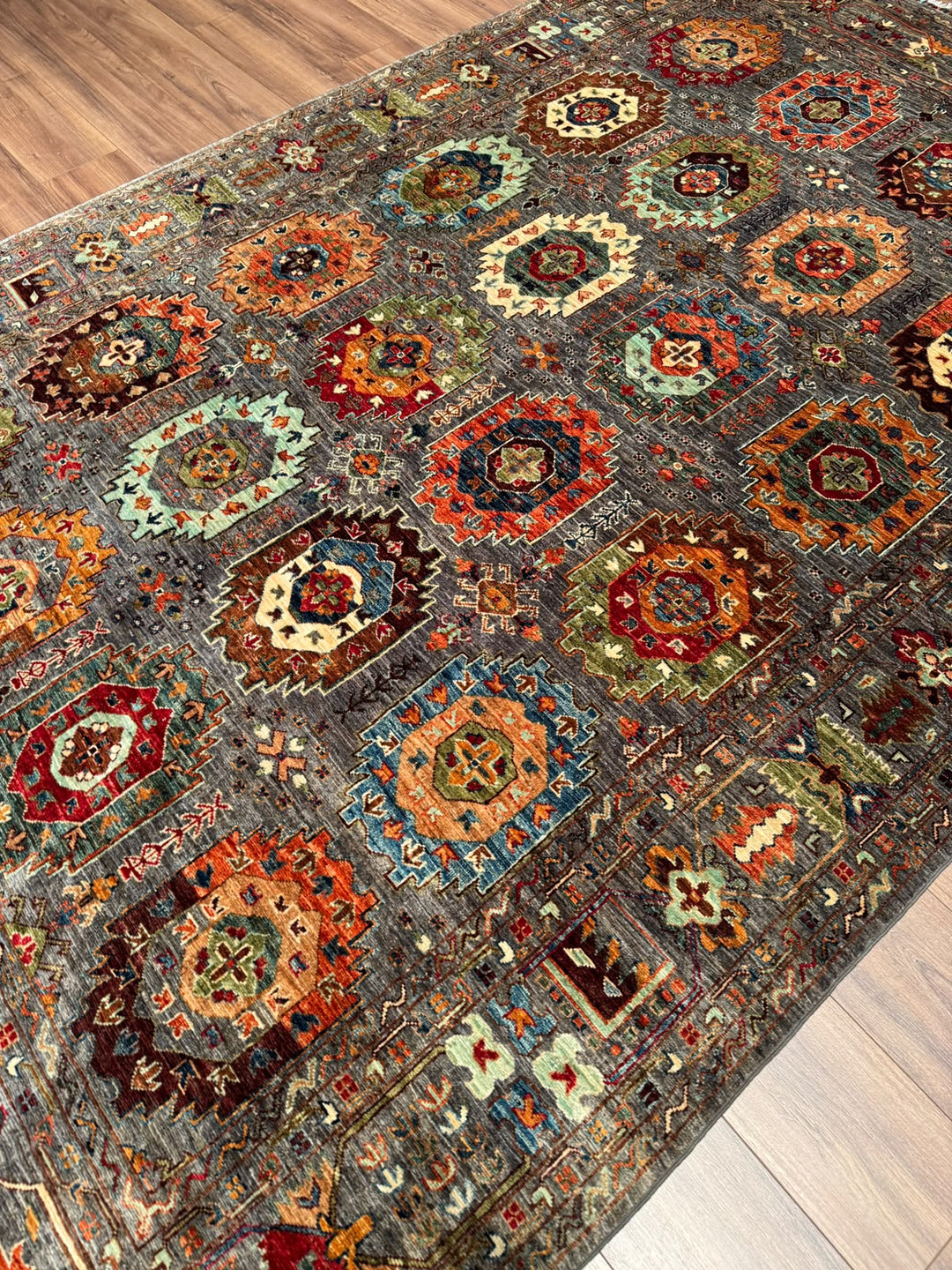Veziri Orijinal El Dokuması Gri Kök Boya Yün Halı 203x307 6.23 Metrekare - 7x10 ft