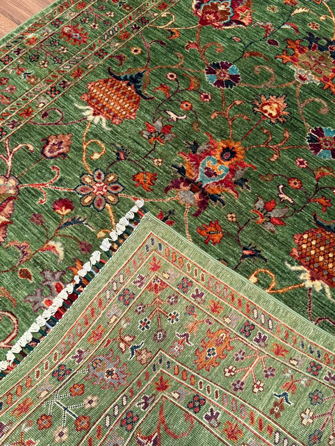 Sultani Binbirgece Orijinal El Dokuması Yeşil Kök Boya Yün Halı 148x200 2.96 Metrekare - 5x6 ft