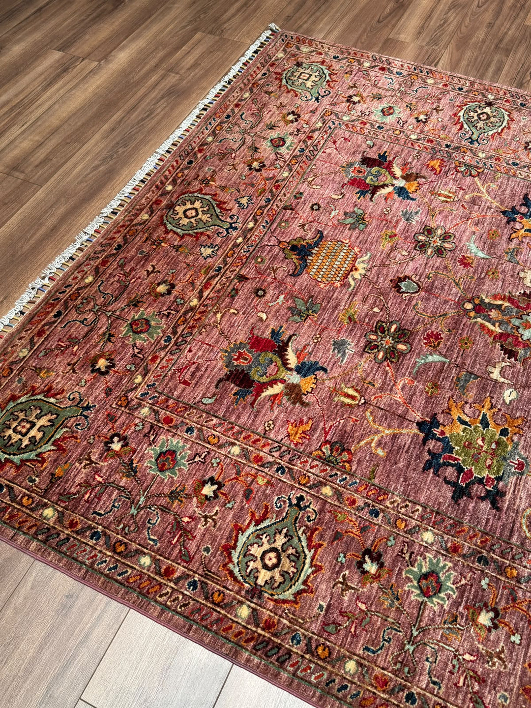 Sultani Binbirgece Orijinal El Dokuması Pembe Kök Boya Yün Halı 175x242 4.24 Metrekare - 6x8 ft