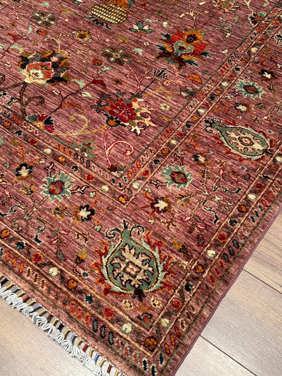 Sultani Binbirgece Orijinal El Dokuması Pembe Kök Boya Yün Halı 175x242 4.24 Metrekare - 6x8 ft