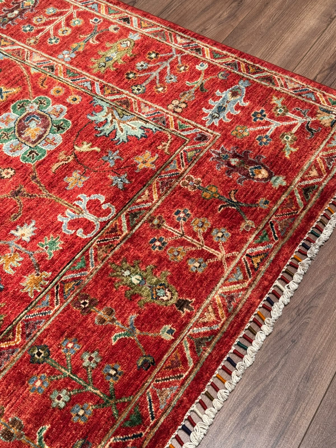 Sultani Çiçekli Orijinal El Dokuması Kırmızı Kök Boya Yün Halı 176x248 4.36 Metrekare - 5x8
