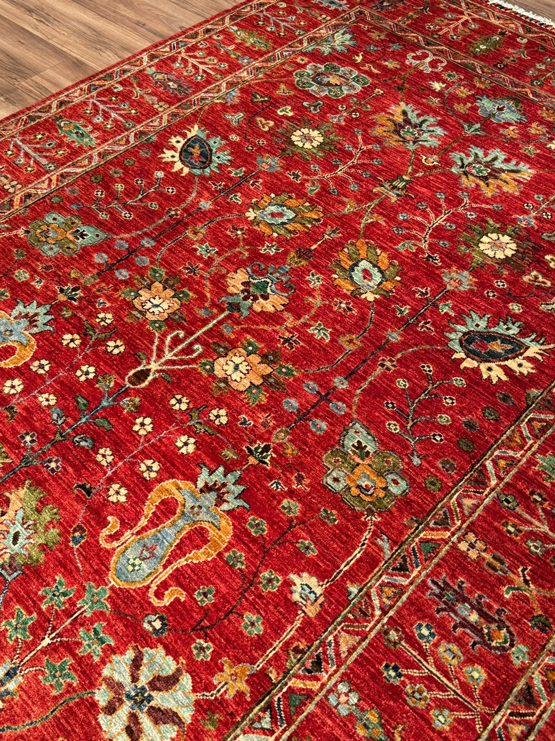 Sultani Çiçekli Orijinal El Dokuması Kırmızı Kök Boya Yün Halı 176x248 4.36 Metrekare - 5x8