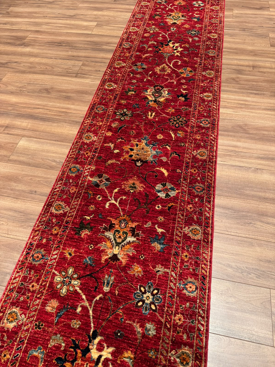 Sultani Binbirgece Uzun Yolluk Orijinal El Dokuması Kırmızı Kök Boya Yün Halı 0.78x417 3.25 Metrekare - 3x13 ft