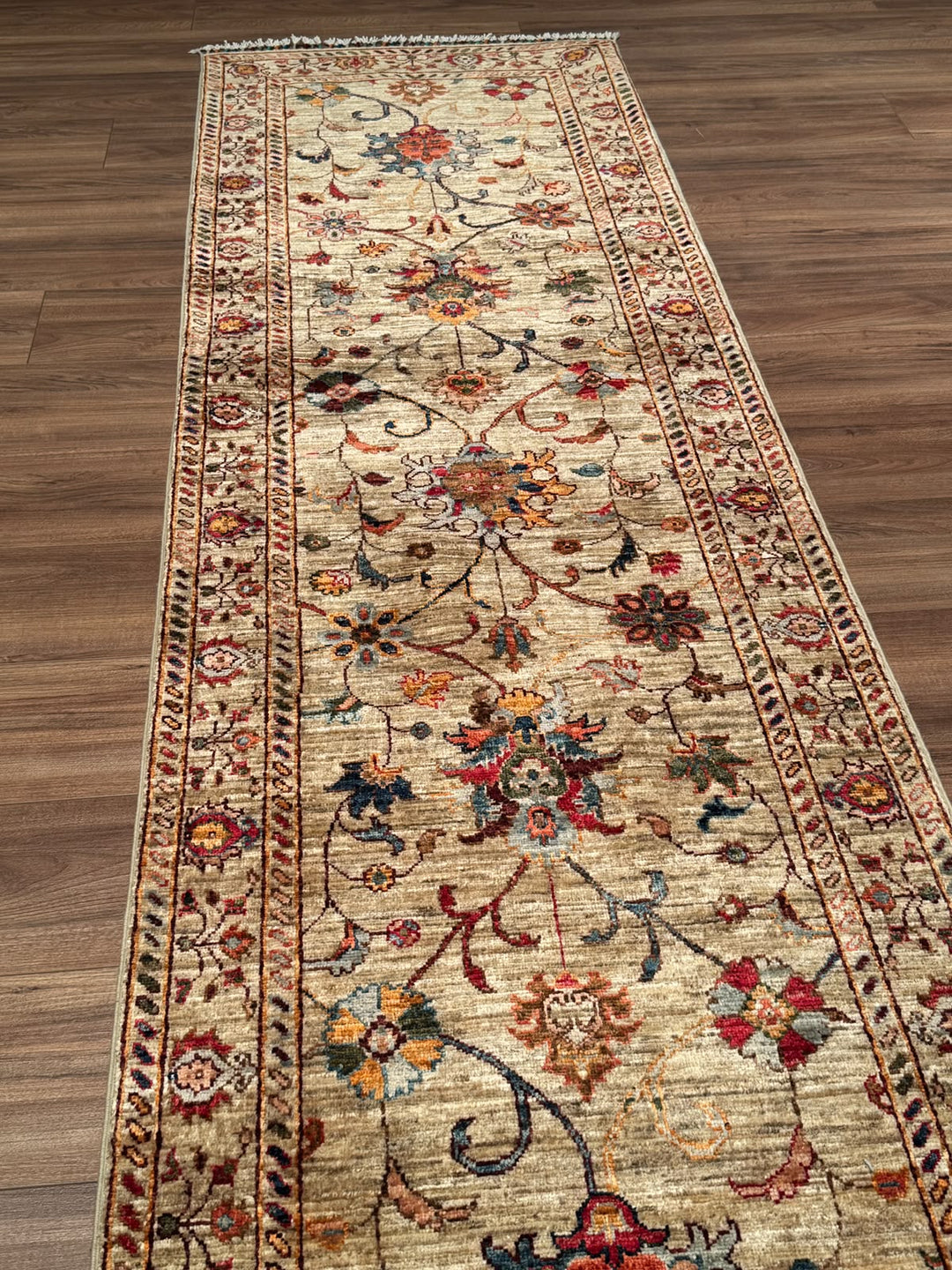 Sultani Binbirgece Uzun Yolluk Orijinal El Dokuması Bej Kök Boya Yün Halı 0.78x438 3.42 Metrekare - 3x13 ft