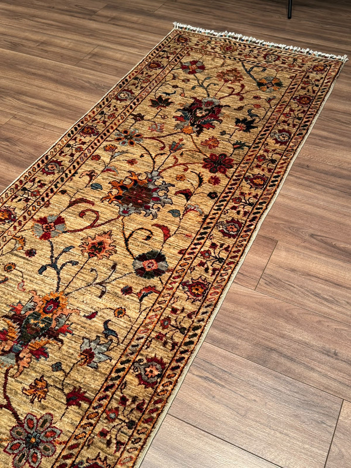 Sultani Binbirgece Uzun Yolluk Orijinal El Dokuması Bej Kök Boya Yün Halı 0.78x438 3.42 Metrekare - 3x13 ft