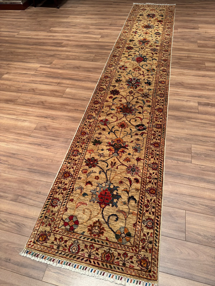 Sultani Binbirgece Uzun Yolluk Orijinal El Dokuması Bej Kök Boya Yün Halı 0.78x438 3.42 Metrekare - 3x13 ft