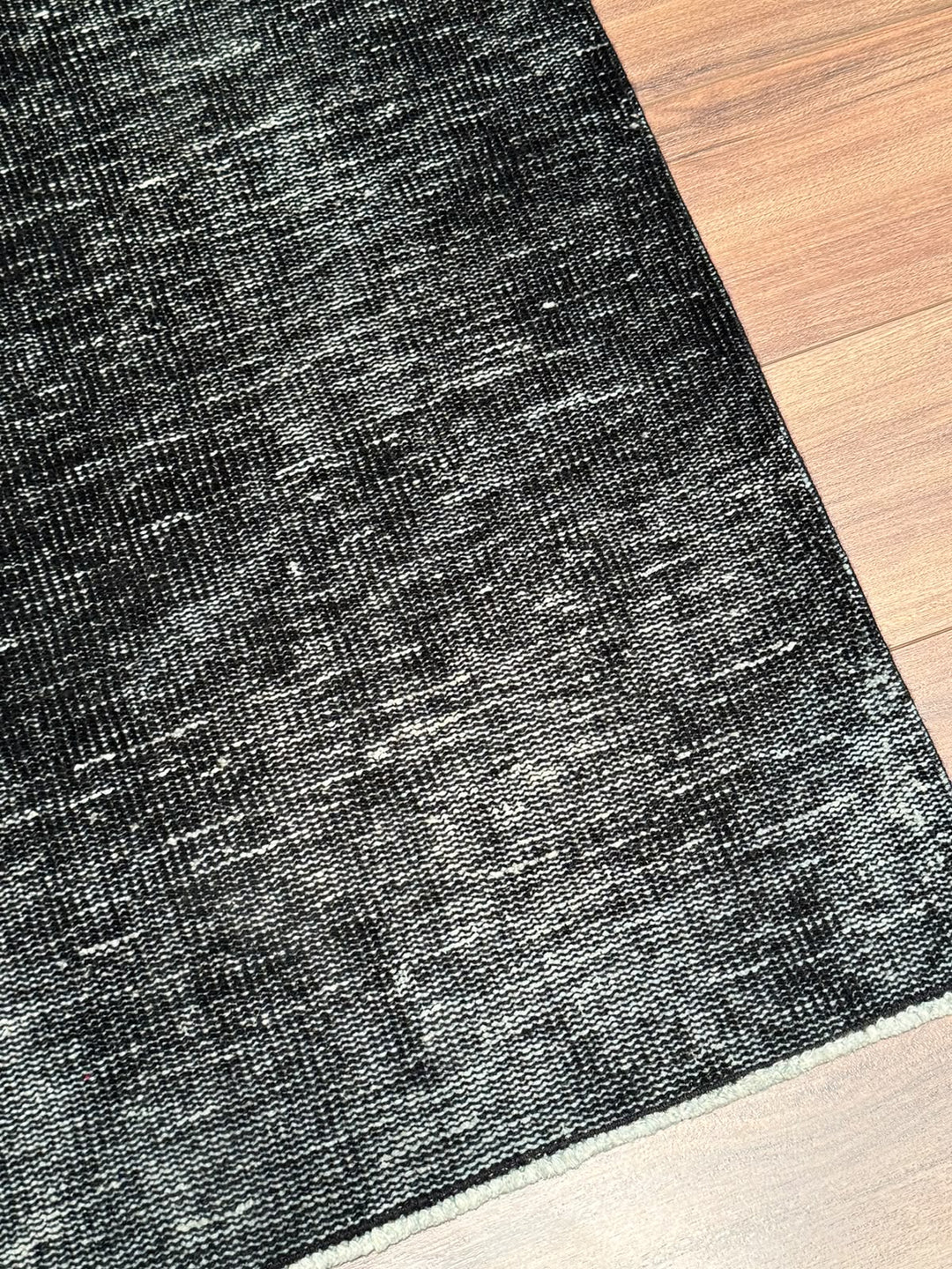 Orijinal Vintage Siyah Kök Boya Yün El Dokuma Halı 192x273 5.24 Metrekare - 6x8 ft