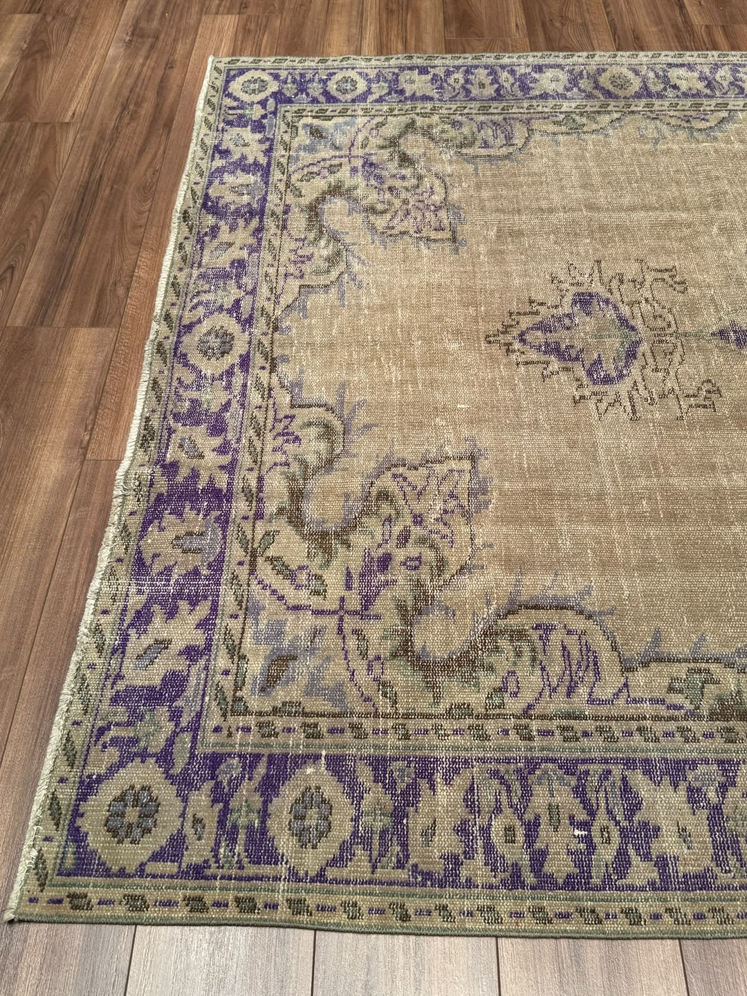 Orijinal Vintage Bej Kök Boya Yün El Dokuma Halı 184x275 5.06 Metrekare - 7x10 ft