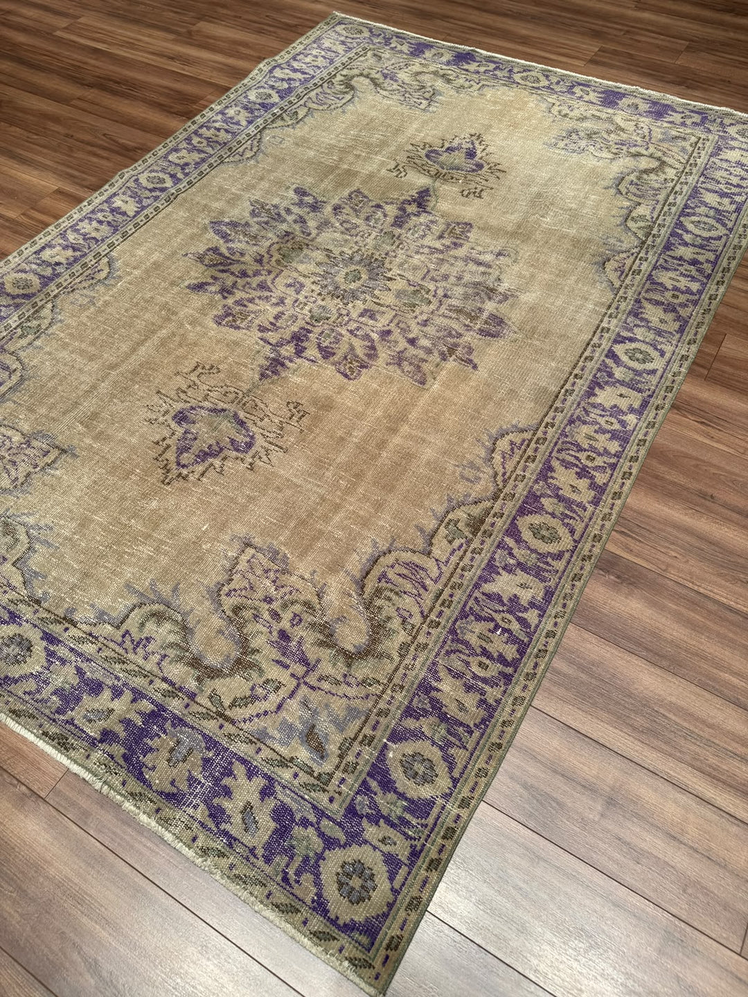 Orijinal Vintage Bej Kök Boya Yün El Dokuma Halı 184x275 5.06 Metrekare - 7x10 ft