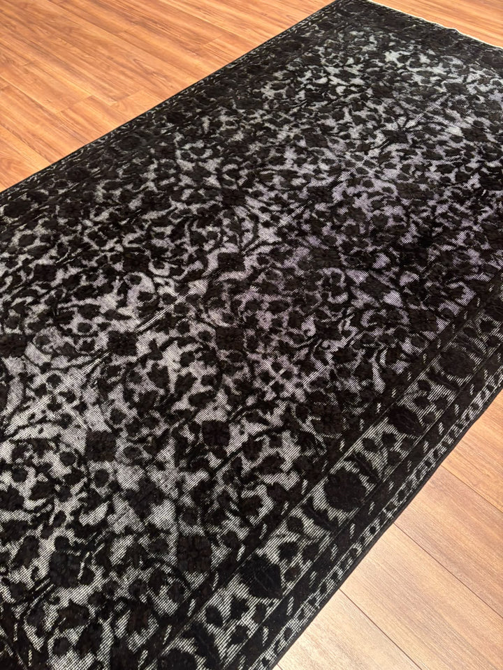 Orijinal Vintage Siyah Kabartmalı Kök Boya Yün El Dokuma Halı 172x295 5.07 Metrekare - 7x10 ft
