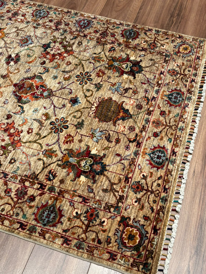 Sultani Binbirgece Orijinal El Dokuması Bej Kök Boya Yün Halı 120x179 2.15 Metrekare - 4x6 ft