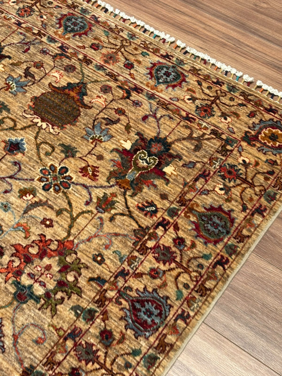 Sultani Binbirgece Orijinal El Dokuması Bej Kök Boya Yün Halı 120x179 2.15 Metrekare - 4x6 ft