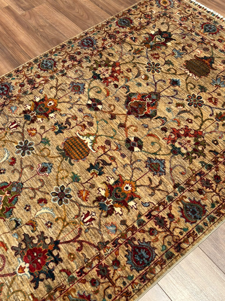 Sultani Binbirgece Orijinal El Dokuması Bej Kök Boya Yün Halı 120x179 2.15 Metrekare - 4x6 ft