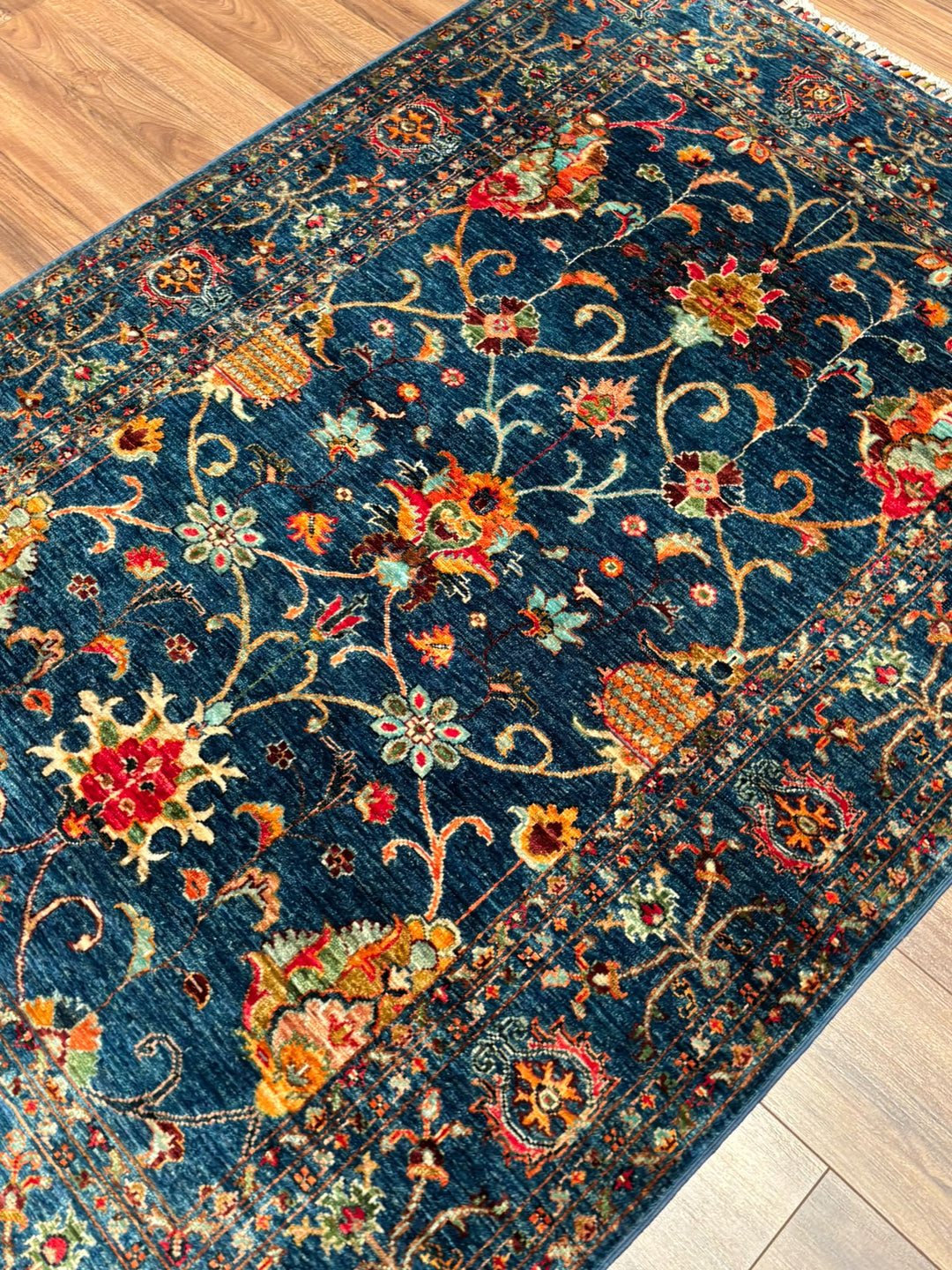 Sultani Binbirgece Orijinal El Dokuması Lacivert Kök Boya Yün Halı 125x182 2.28 Metrekare - 4x6 ft