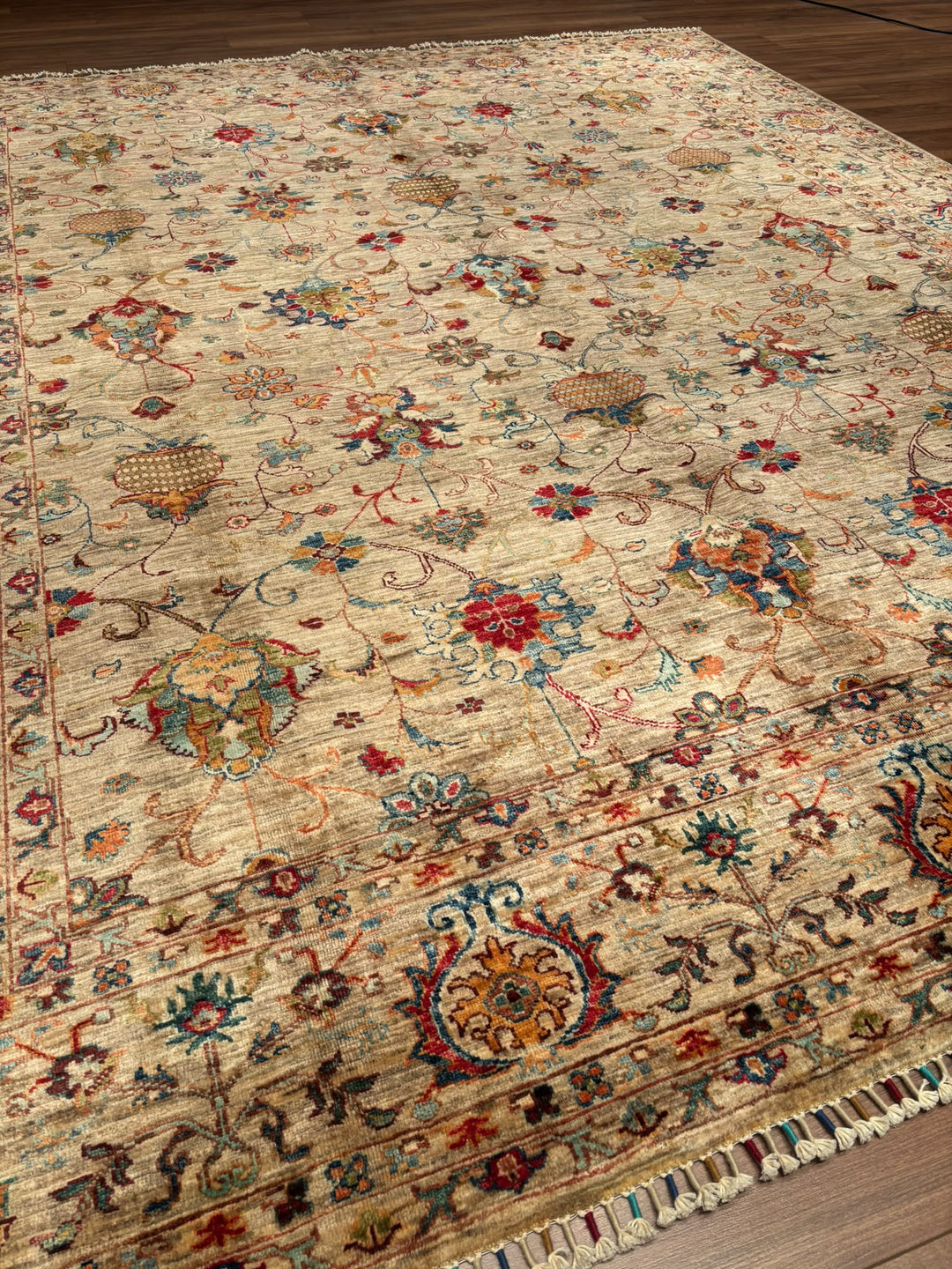 Sultani Binbirgece Orijinal El Dokuması Bej Kök Boya Yün Halı 252x297 7.48 Metrekare - 8x10 ft