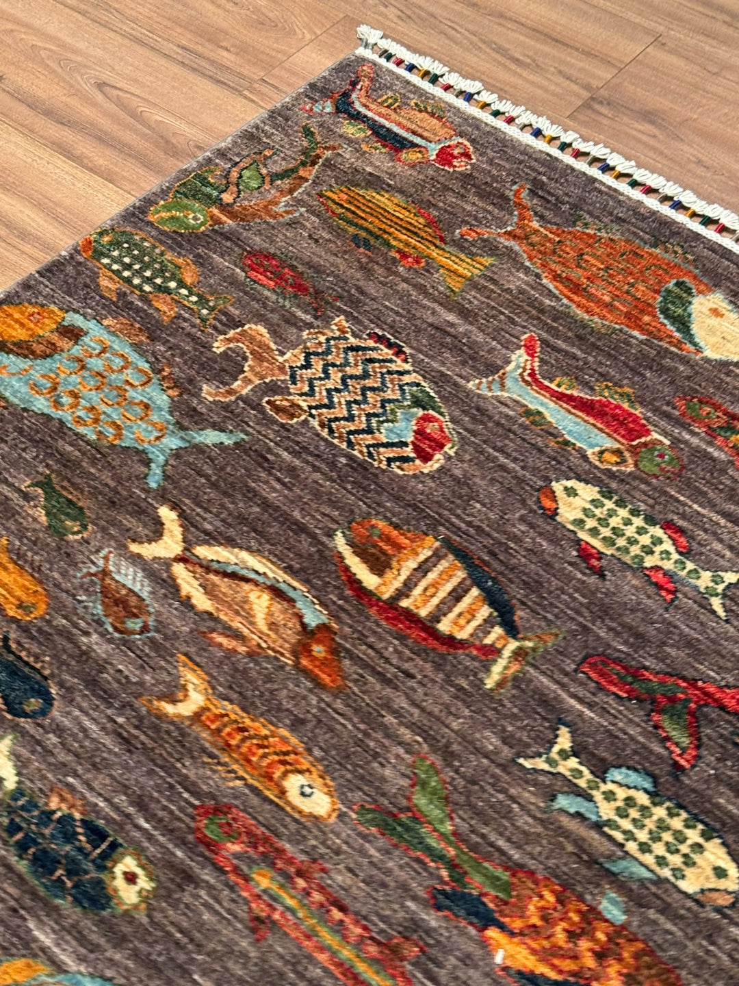 Balık Orijinal El Dokuması Antrasit Kök Boya Yün Halı 121x187 2.26 Metrekare - 4x6 ft