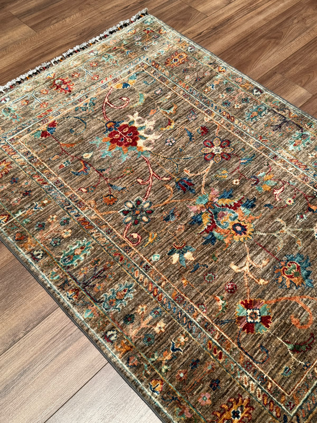 Sultani Binbirgece Orijinal El Dokuması Toprak Kök Boya Yün Halı 103x154 1.59 Metrekare - 3x5 ft