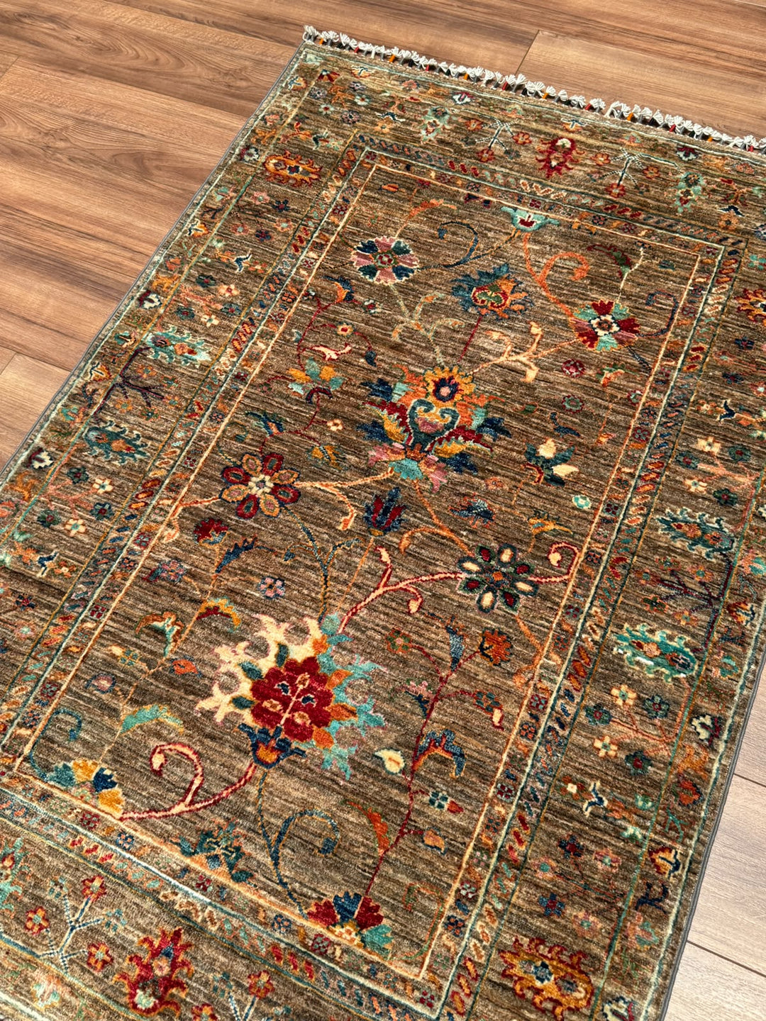 Sultani Binbirgece Orijinal El Dokuması Toprak Kök Boya Yün Halı 103x154 1.59 Metrekare - 3x5 ft