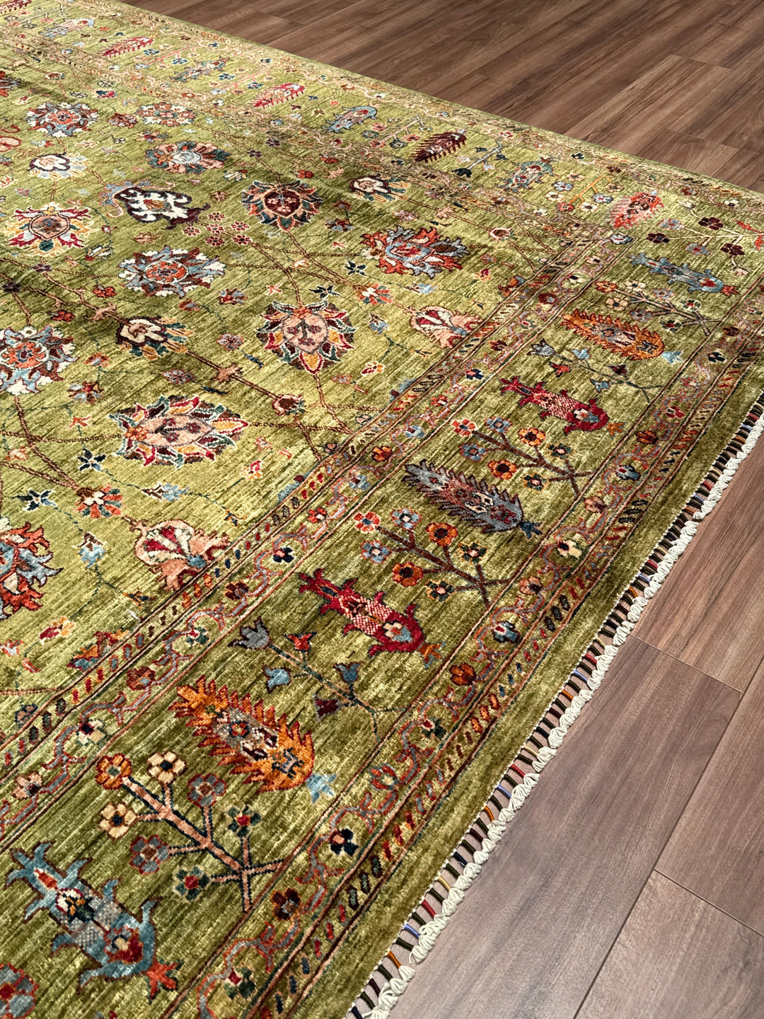 Sultani Binbirgece Orijinal El Dokuması Yeşil Kök Boya Yün Halı 246x350 8.61 Metrekare - 8x12 ft