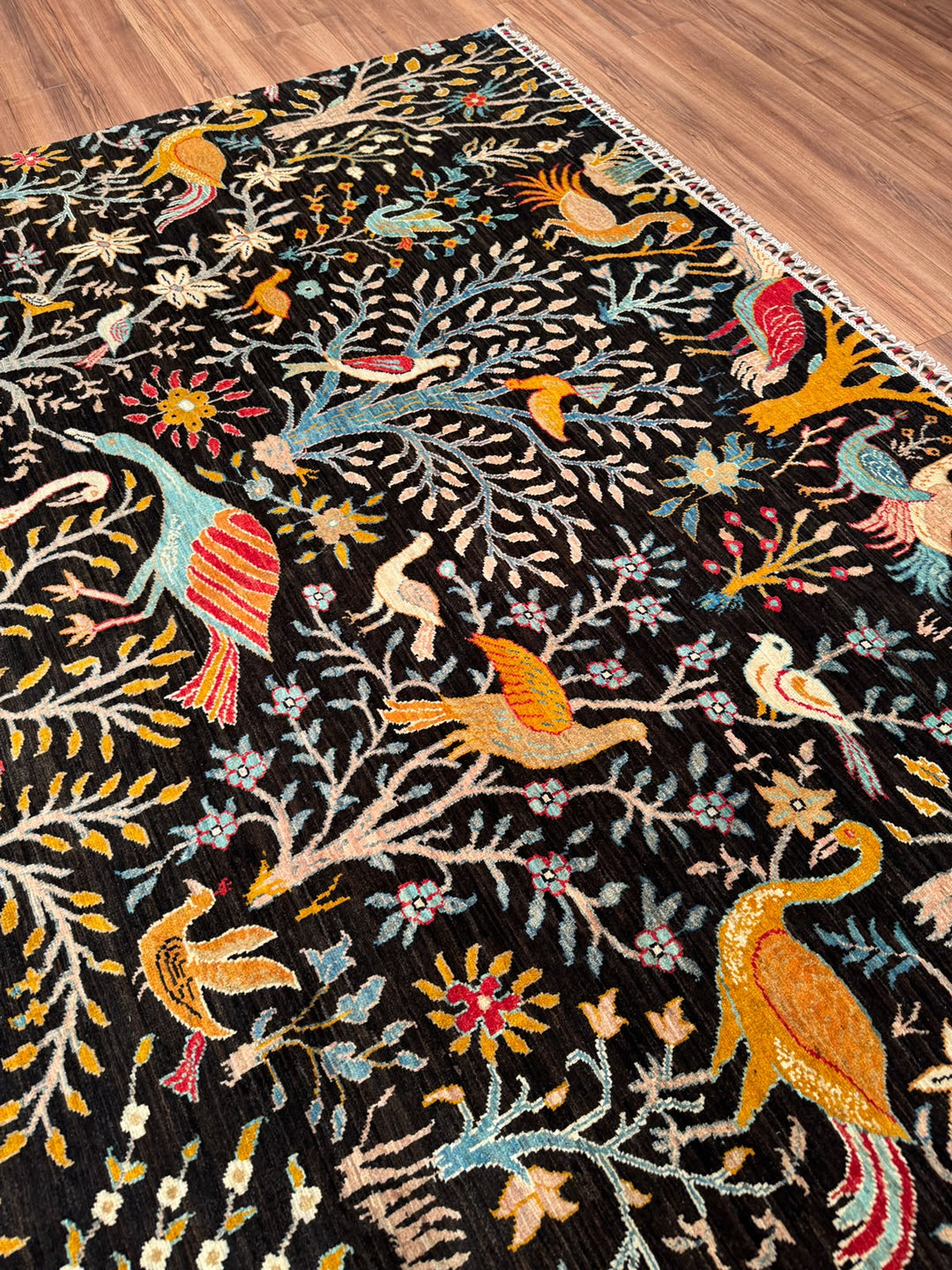 Kuş Orijinal El Dokuması Siyah Kök Boya Yün Halı 241x301 7.25 Metrekare - 8x10 ft