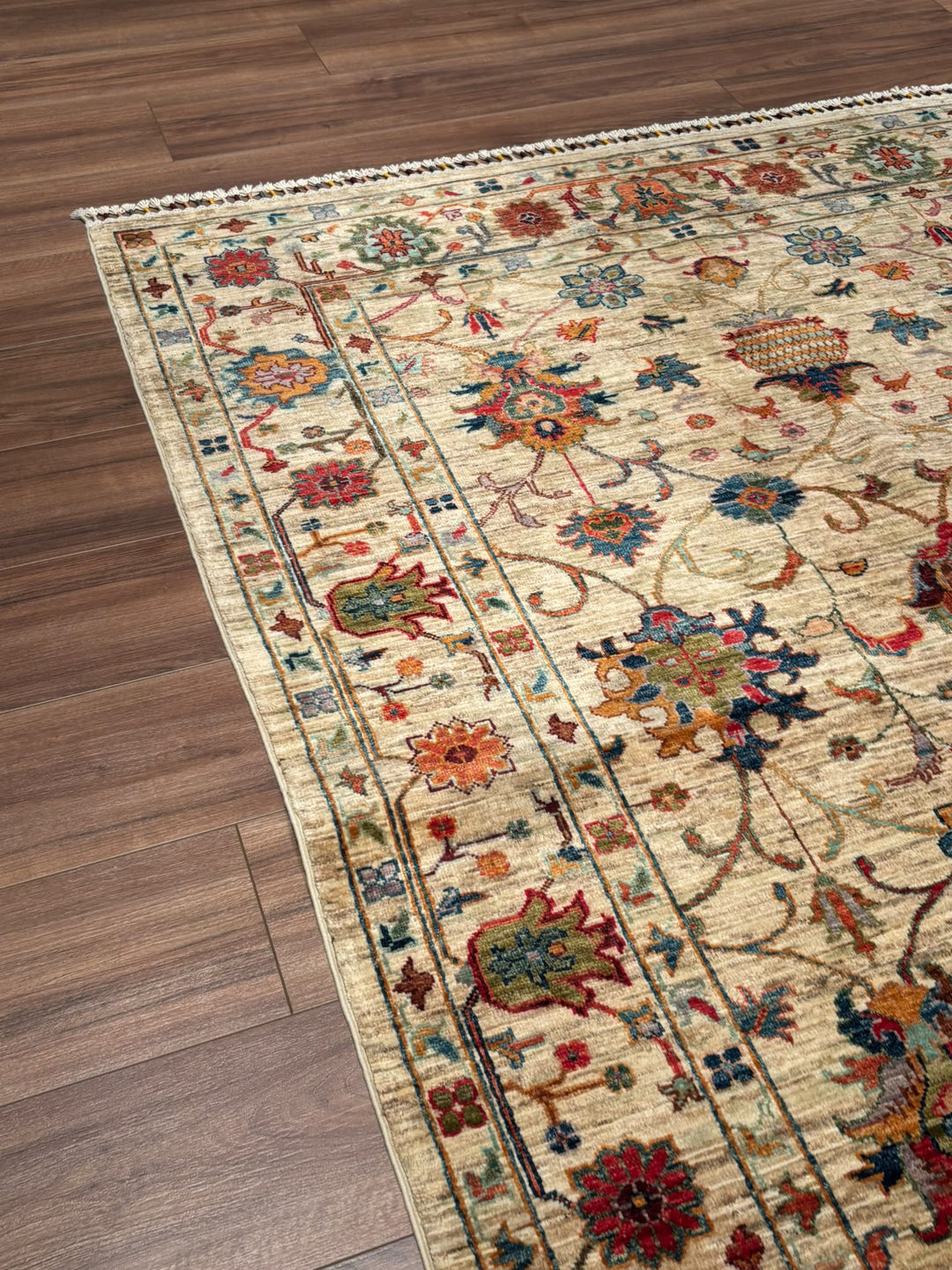 Sultani Binbirgece Orijinal El Dokuması Bej Kök Boya Yün Halı 151x205 3.10 Metrekare - 5x6 ft