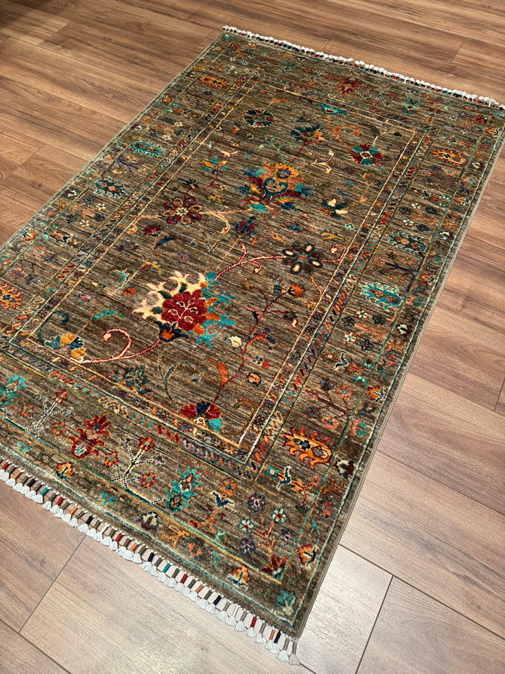 Sultani Binbirgece Orijinal El Dokuması Toprak Kök Boya Yün Halı 101x154 1.56 Metrekare - 3x5 ft