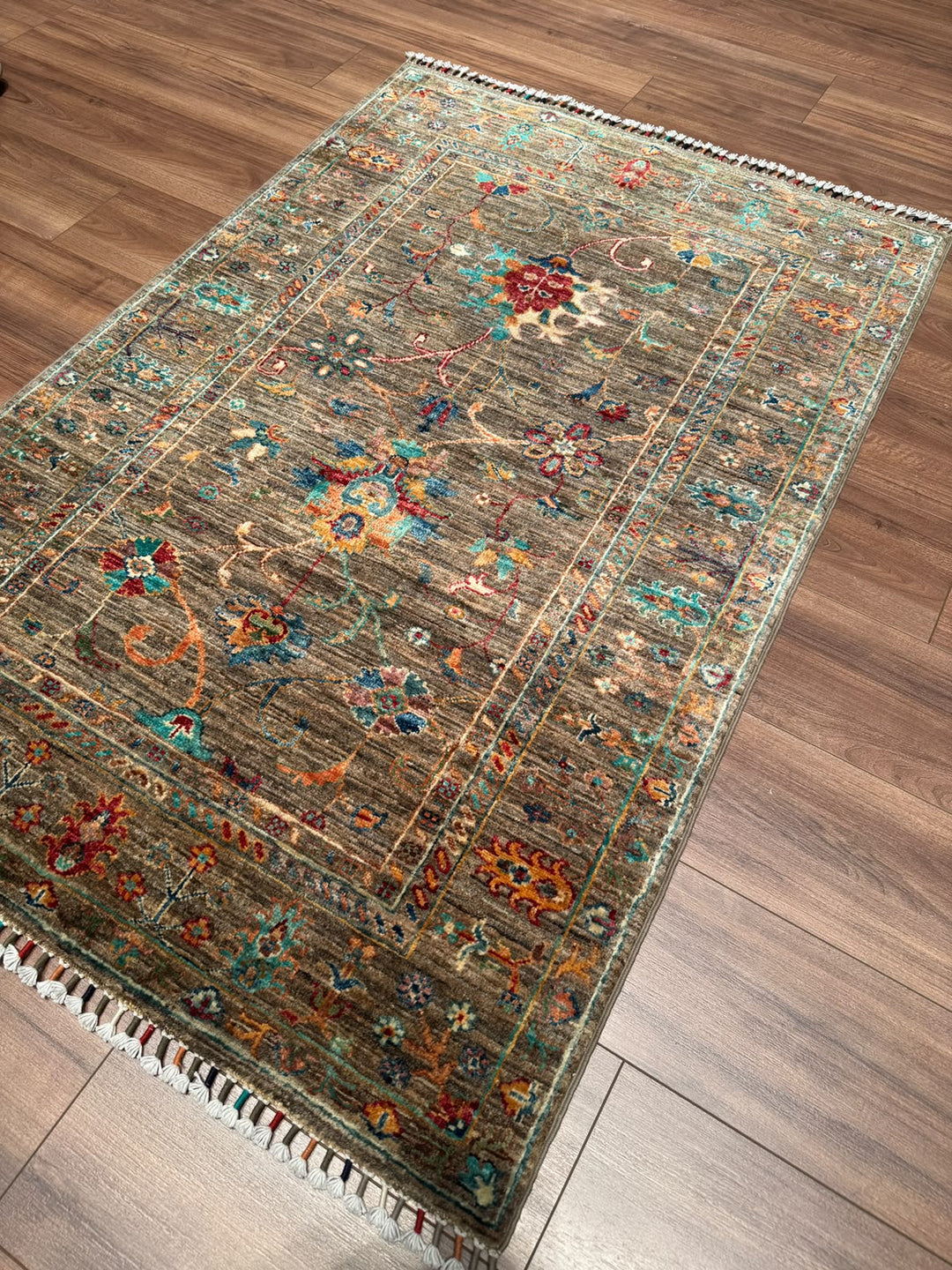 Sultani Binbirgece Orijinal El Dokuması Toprak Kök Boya Yün Halı 101x154 1.56 Metrekare - 3x5 ft