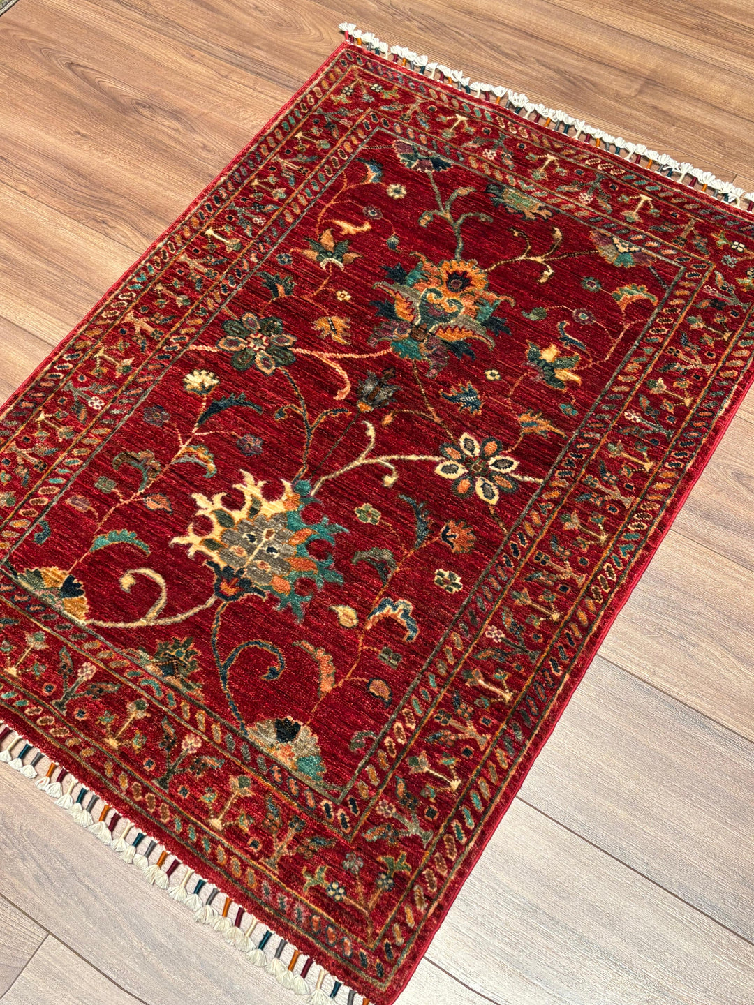 Sultani Binbirgece Orijinal El Dokuması Kırmızı Kök Boya Yün Halı 0.83x114 0.95 Metrekare - 3x5 ft