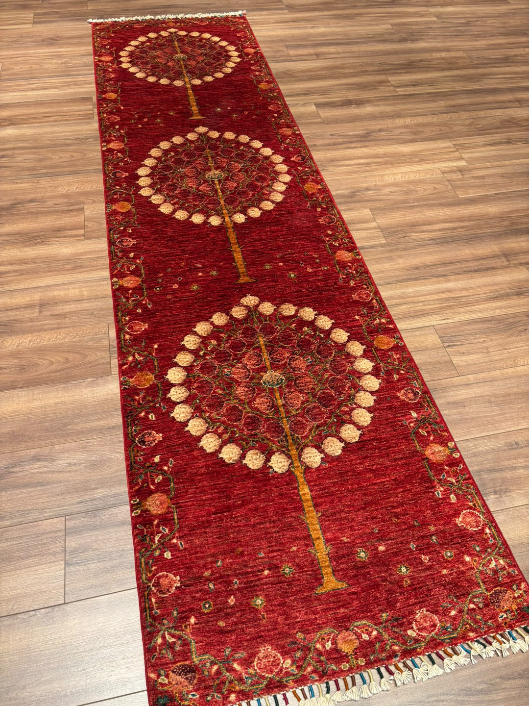 Nar Ağacı Yolluk Orijinal El Dokuması Kırmızı Kök Boya Yün Halı 0.82x312 2.56 Metrekare - 3x10 ft
