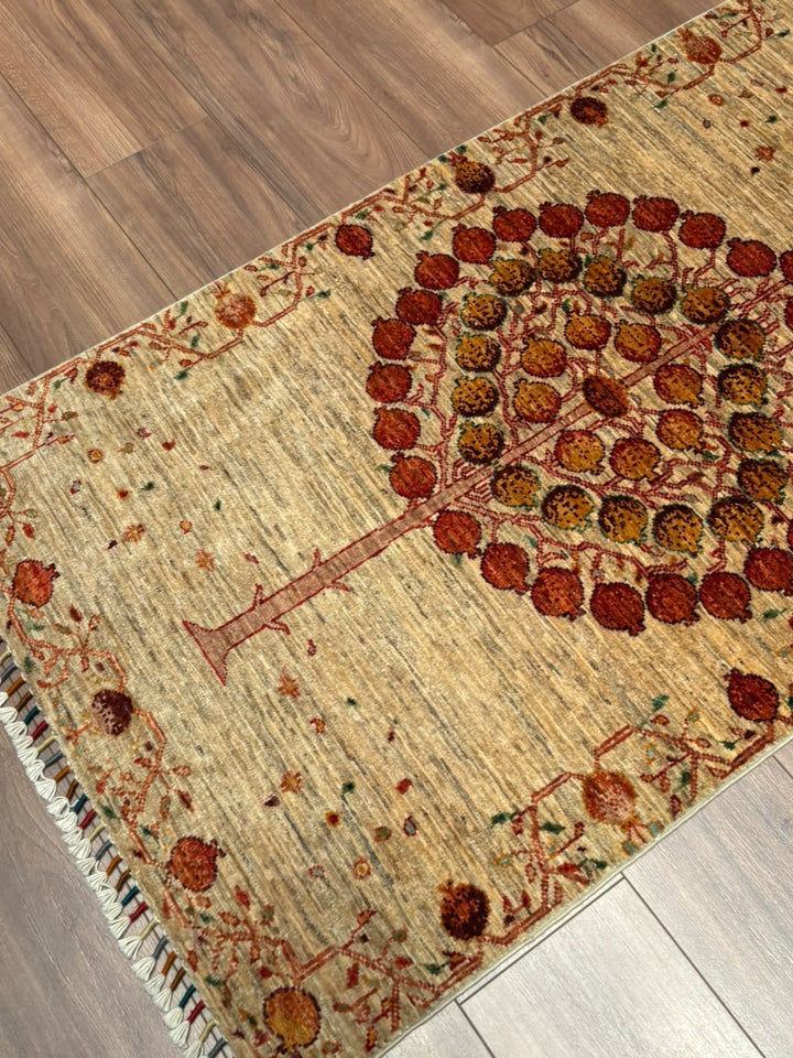 Nar Ağacı Yolluk Orijinal El Dokuması Bej Kök Boya Yün Halı 0.84x314 2.64 Metrekare - 3x10 ft