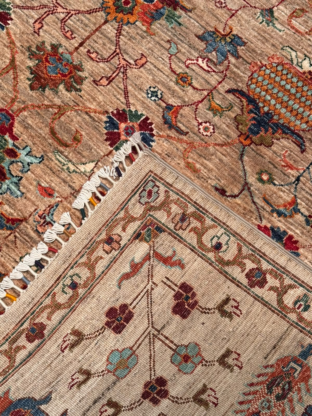 Sultani Binbirgece Orijinal El Dokuması Bej Kök Boya Yün Halı 204x302 6.16 Metrekare - 7x10 ft