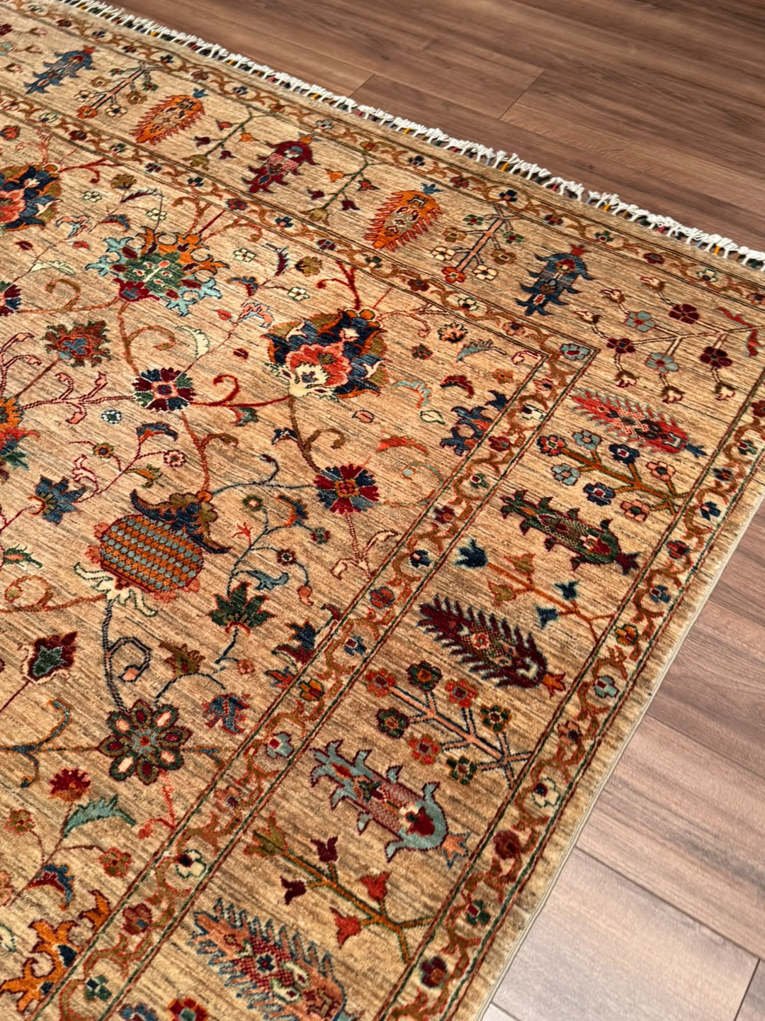 Sultani Binbirgece Orijinal El Dokuması Bej Kök Boya Yün Halı 204x302 6.16 Metrekare - 7x10 ft