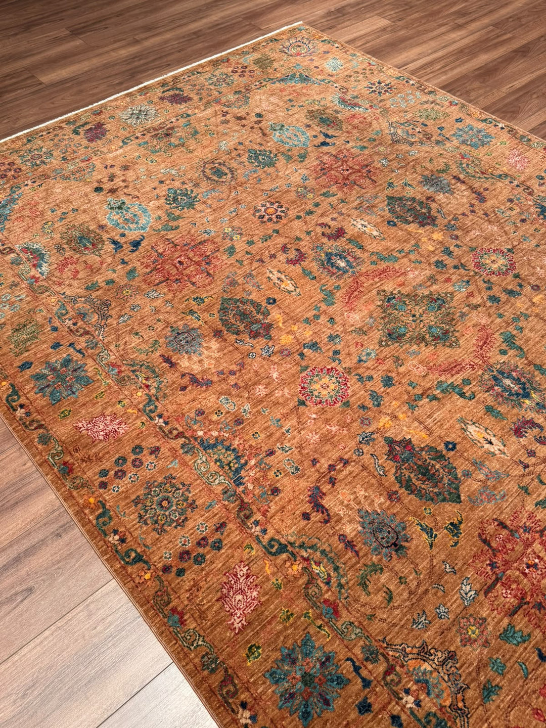 Kahverengi Güllüce Orijinal Kök Boya El Dokuması Yün Halı 186x288 5.36 Metrekare - 6x10 ft