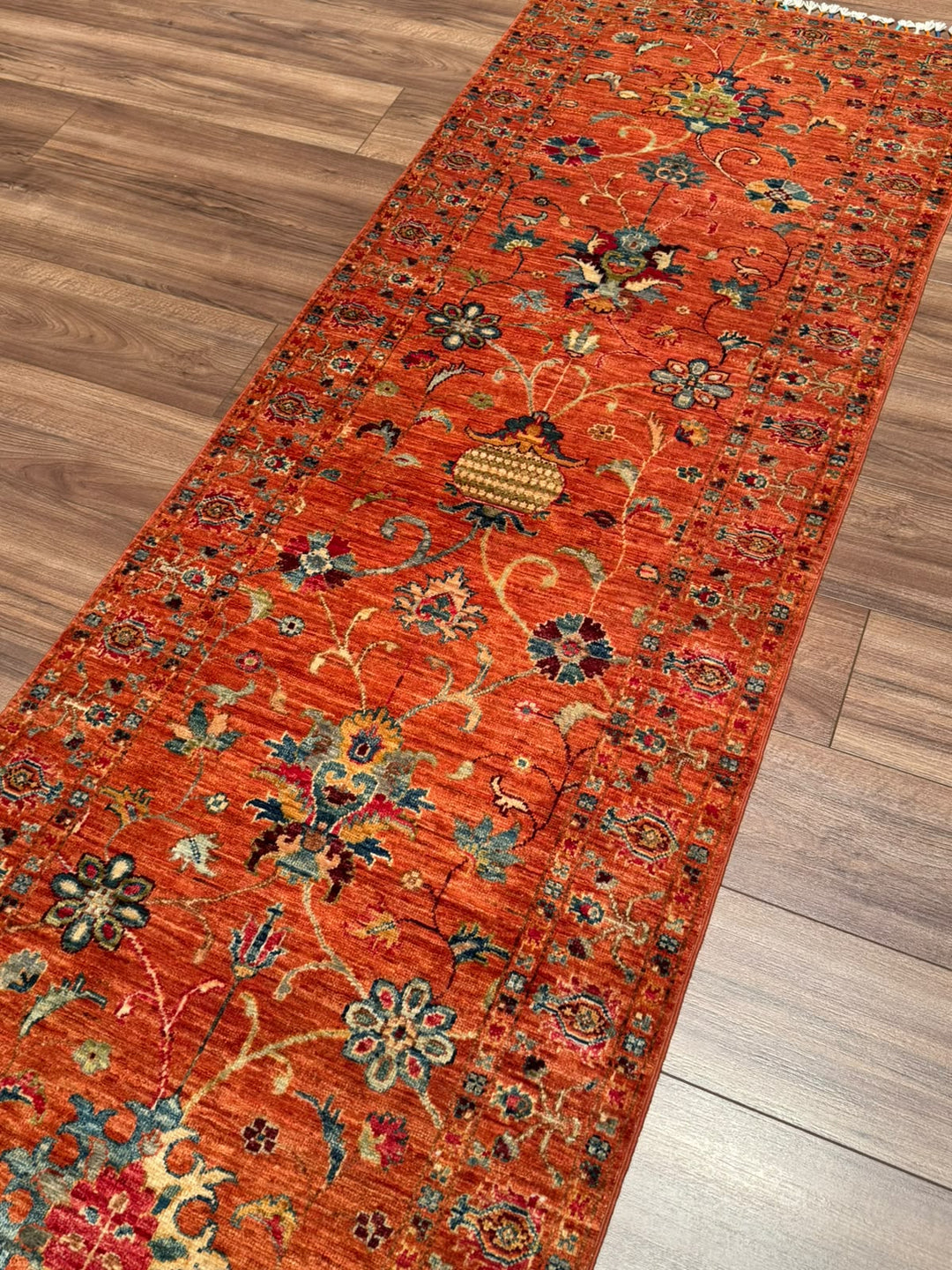 Sultani Binbirgece Yolluk Orijinal El Dokuması Turuncu Kök Boya Yün Halı 0.79x244 1.93 Metrekare - 3x8 ft