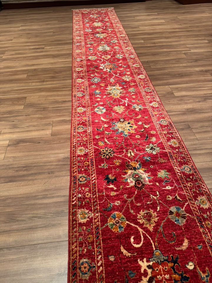 Sultani Binbirgece Uzun Yolluk Orijinal El Dokuması Kırmızı Kök Boya Yün Halı 0.80x538 4.30 Metrekare - 3x18 ft